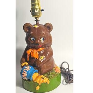 Vintage Chalkware Honey Bear Lamp | Kitsch Table Lamp | 70s